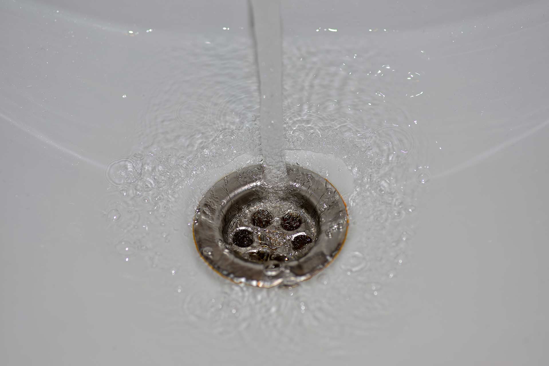 A2B Drains provides services to unblock blocked sinks and drains for properties in Royal Tunbridge Wells.